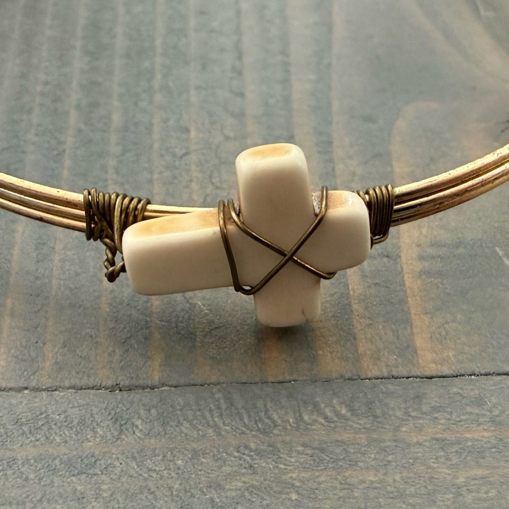 Handcrafted Wire Bangle Bracelet - image 5